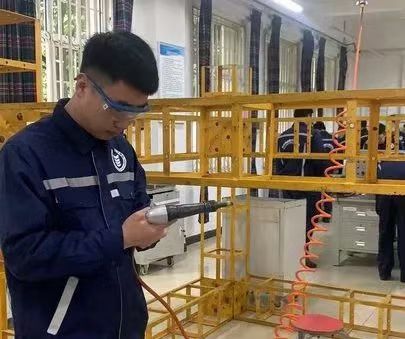 上海上飞飞机装备制造党宝：努力争取，才是奔赴热爱的正确方式